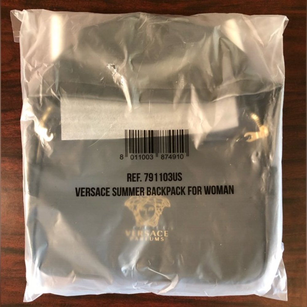 💥Moving to @the_bag_guy💥VERSACE PARFUMS - Women’s Backpack - Black and Gold - Picture 3 of 10